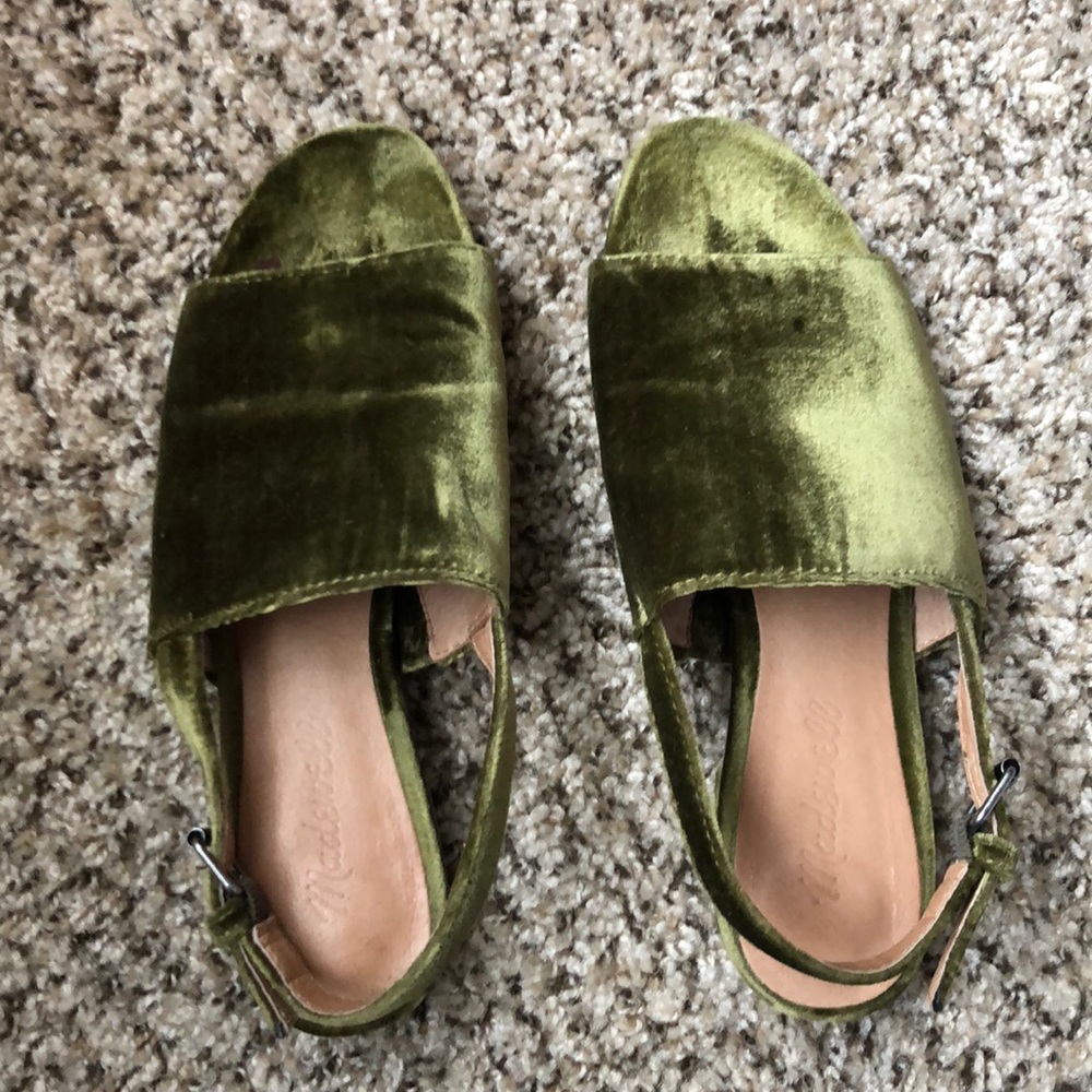 Madewell Noelle Slingback Sandal in Velvet